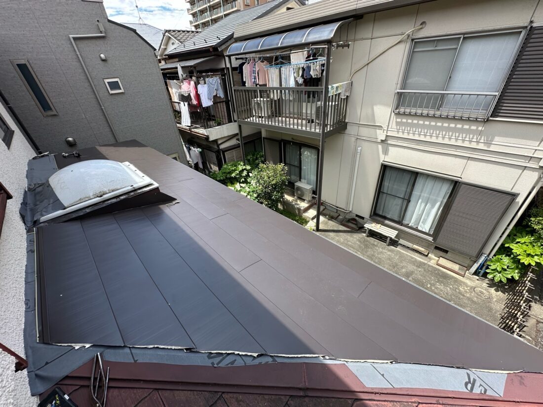 屋根　部分補修　施工中